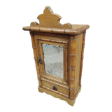 Ancienne armoire à poupée