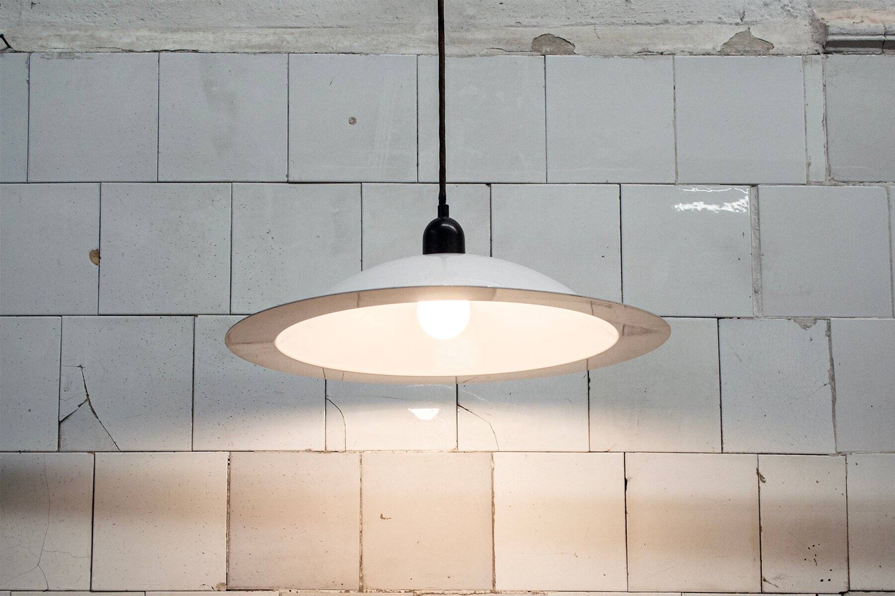 Lampades Lampiatta enamelled by Jonathan De Pas & Donato Durbino & Paolo Lomazzi for Stilnovo, 1971, set of 3.