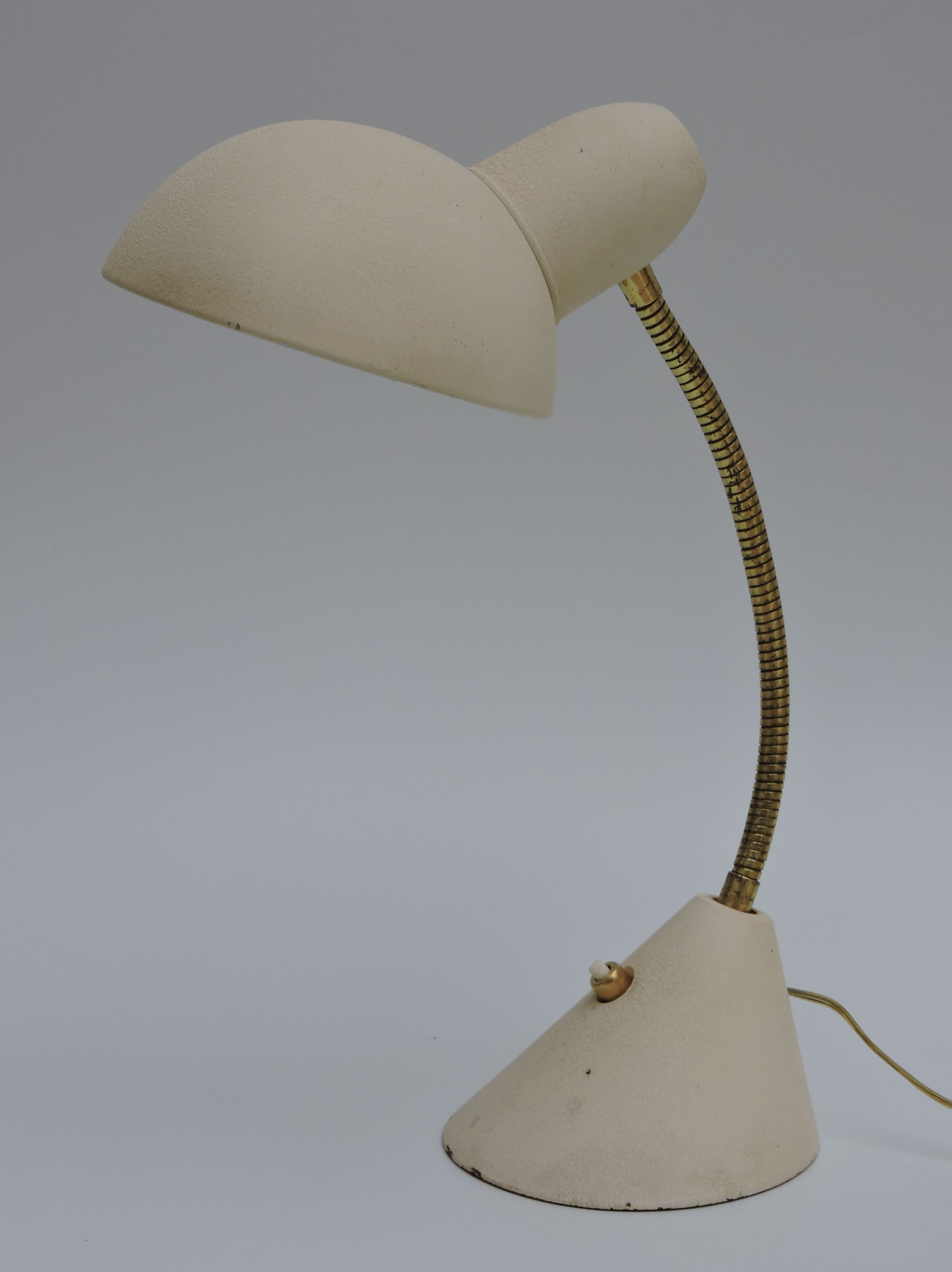 Vintage desk lamp "casserole"