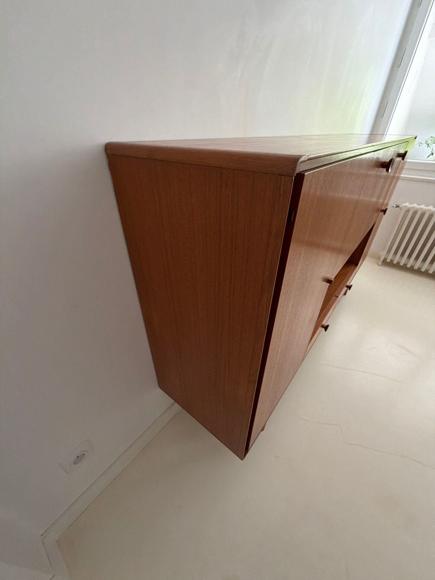 Fristho Secretary Bar Cabinet