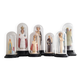 Lot de 7 personnages religieux sous globe