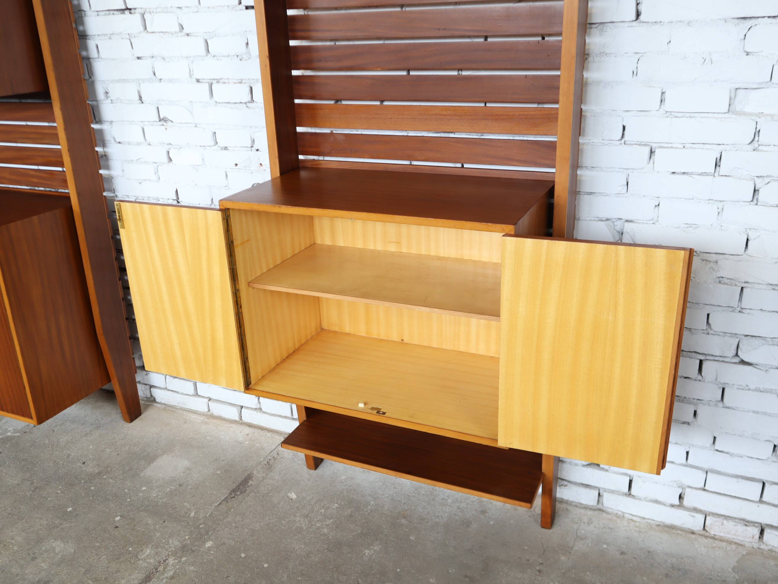 1950s Italian mid-century teak floor-to-ceiling wall unit