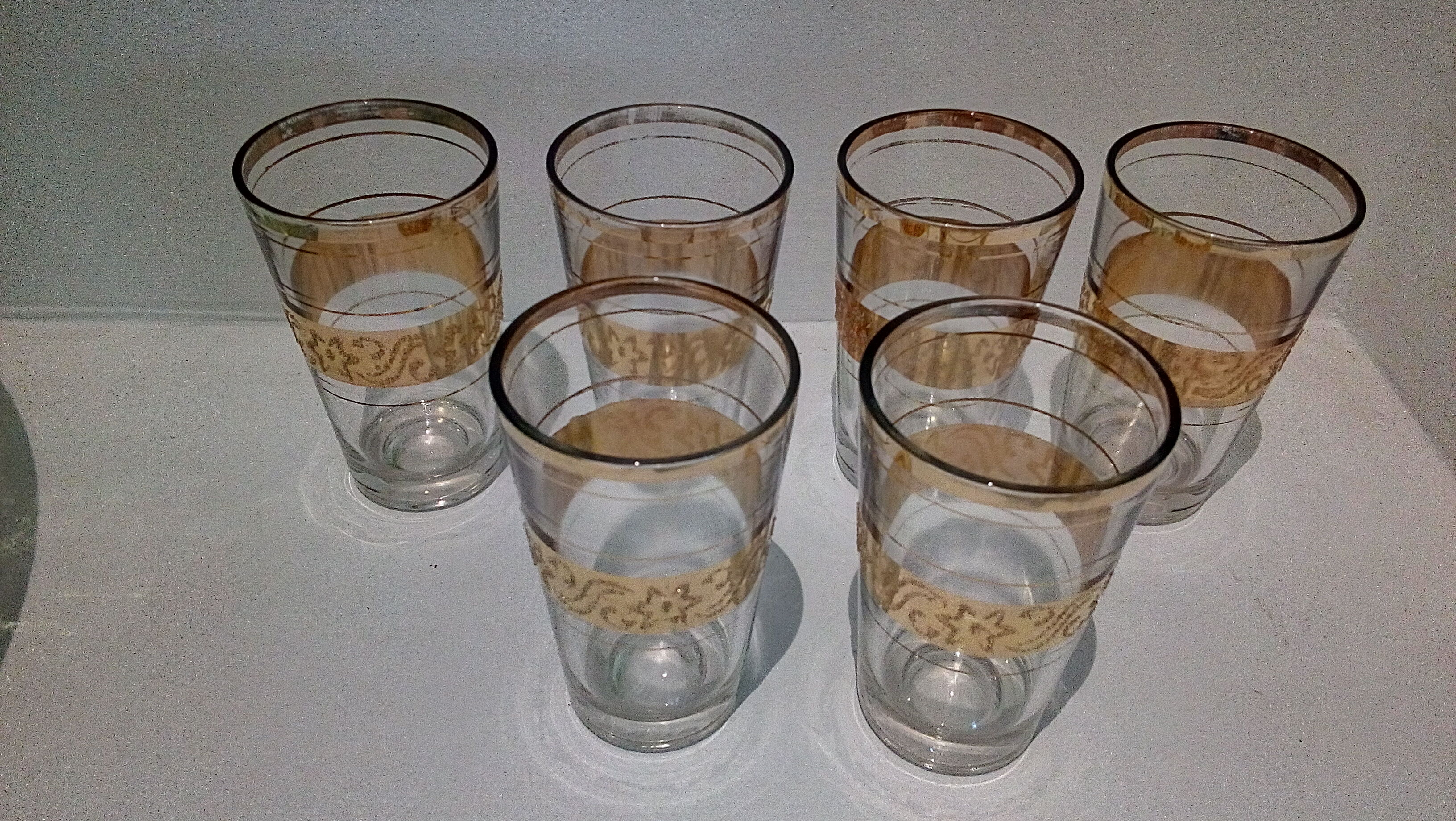 Set of 6 gold aperitif tea glasses - granita