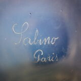 Vase en verre soufflé opalescent art déco par Sabino Paris 1920 1930