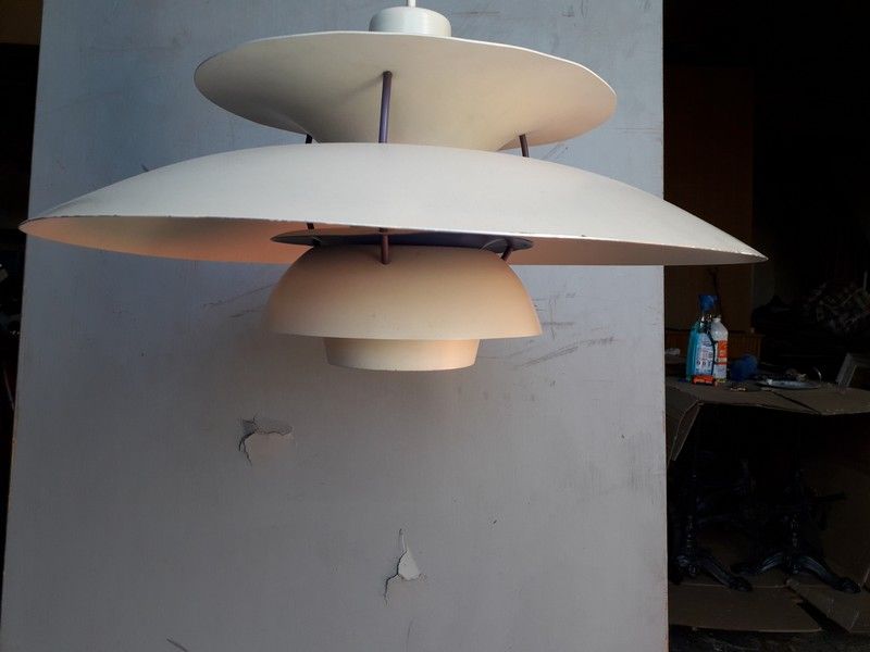 Poul Henningsen / Louis Poulsen chandelier hangingPH5