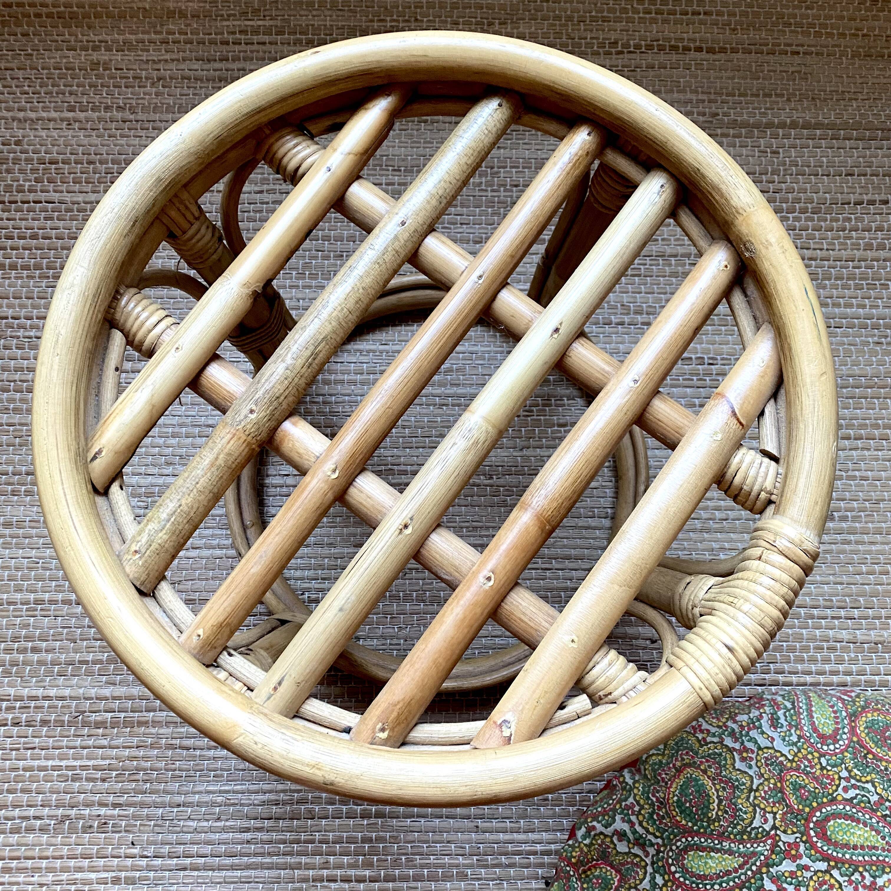 Vintage rattan pouf
