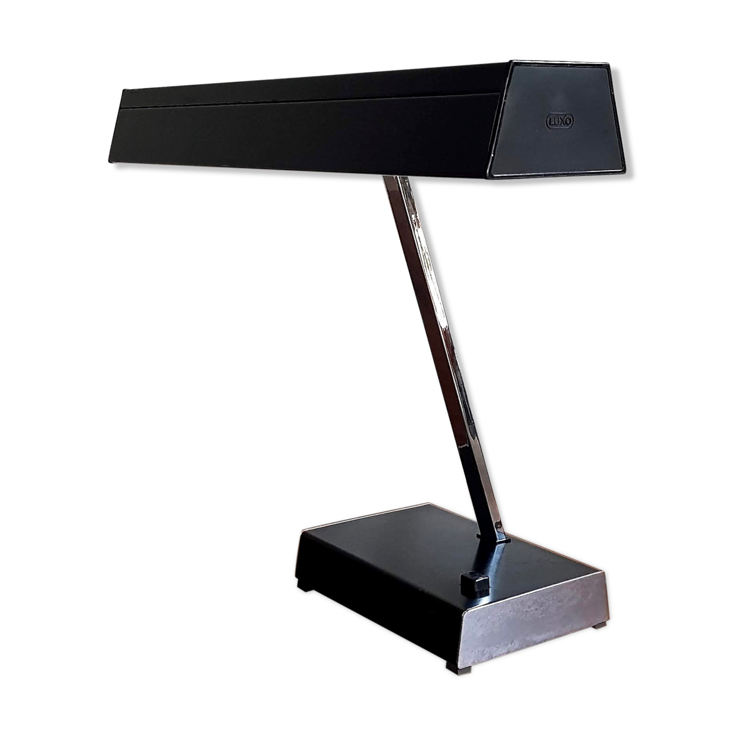 Large Scandinavian desk lamp designer Jac Jacobsen editor Luxo in black and chrome lacquered metal