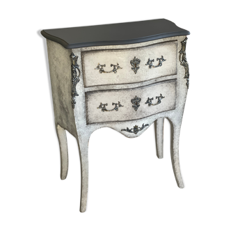 Commode galbée style