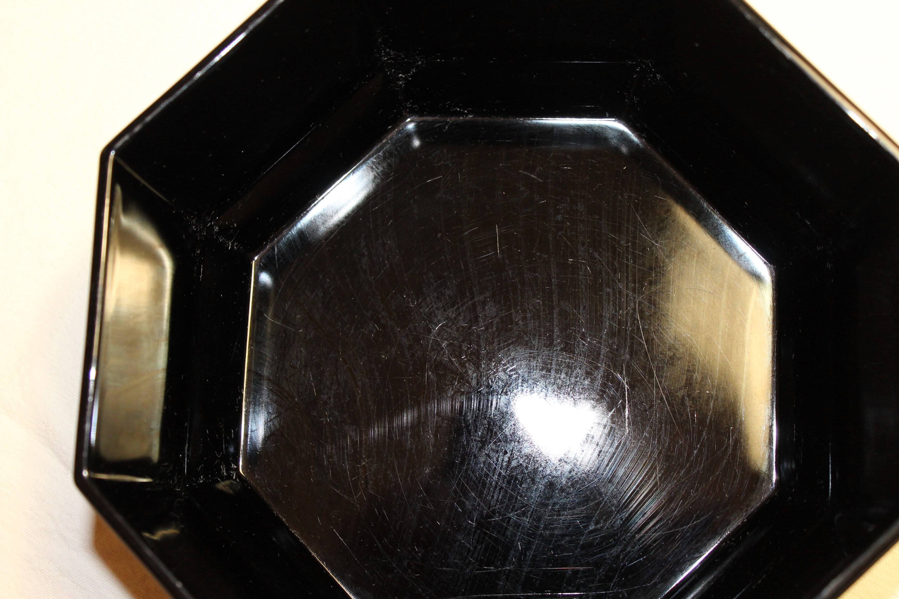 3 black Arcoroc "Octime" serving dishes
