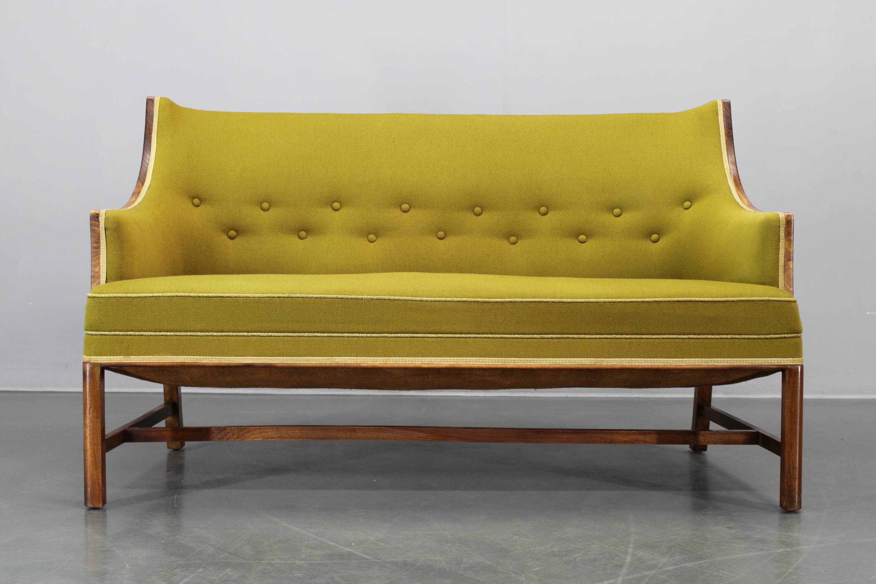 1950s Danish 2-seater sofa by Frits Henningsen