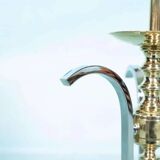 Vintage brass table lamp in Hollywood Regency style from the 50s/60s.