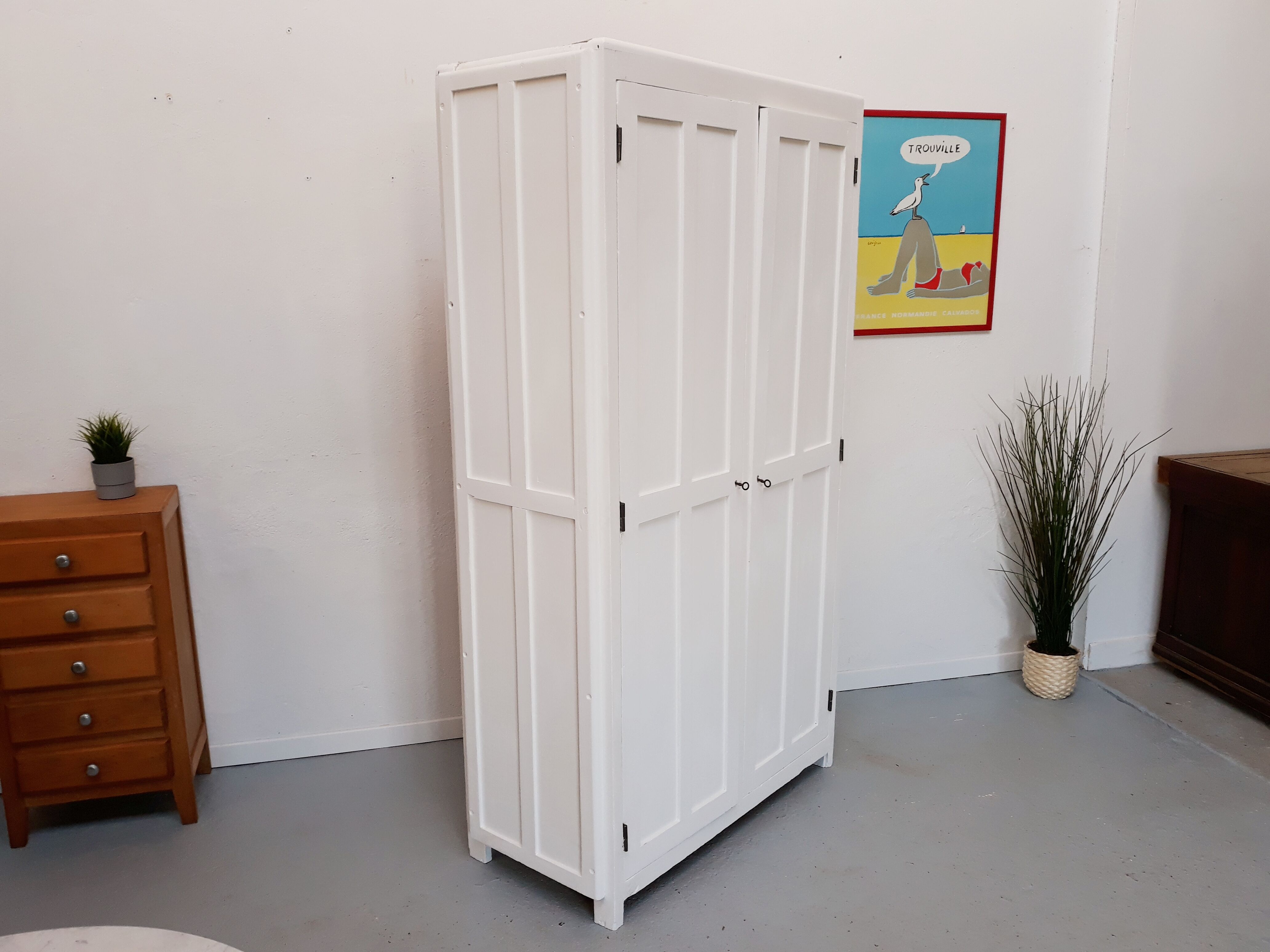 Armoire parisienne vintage 1950