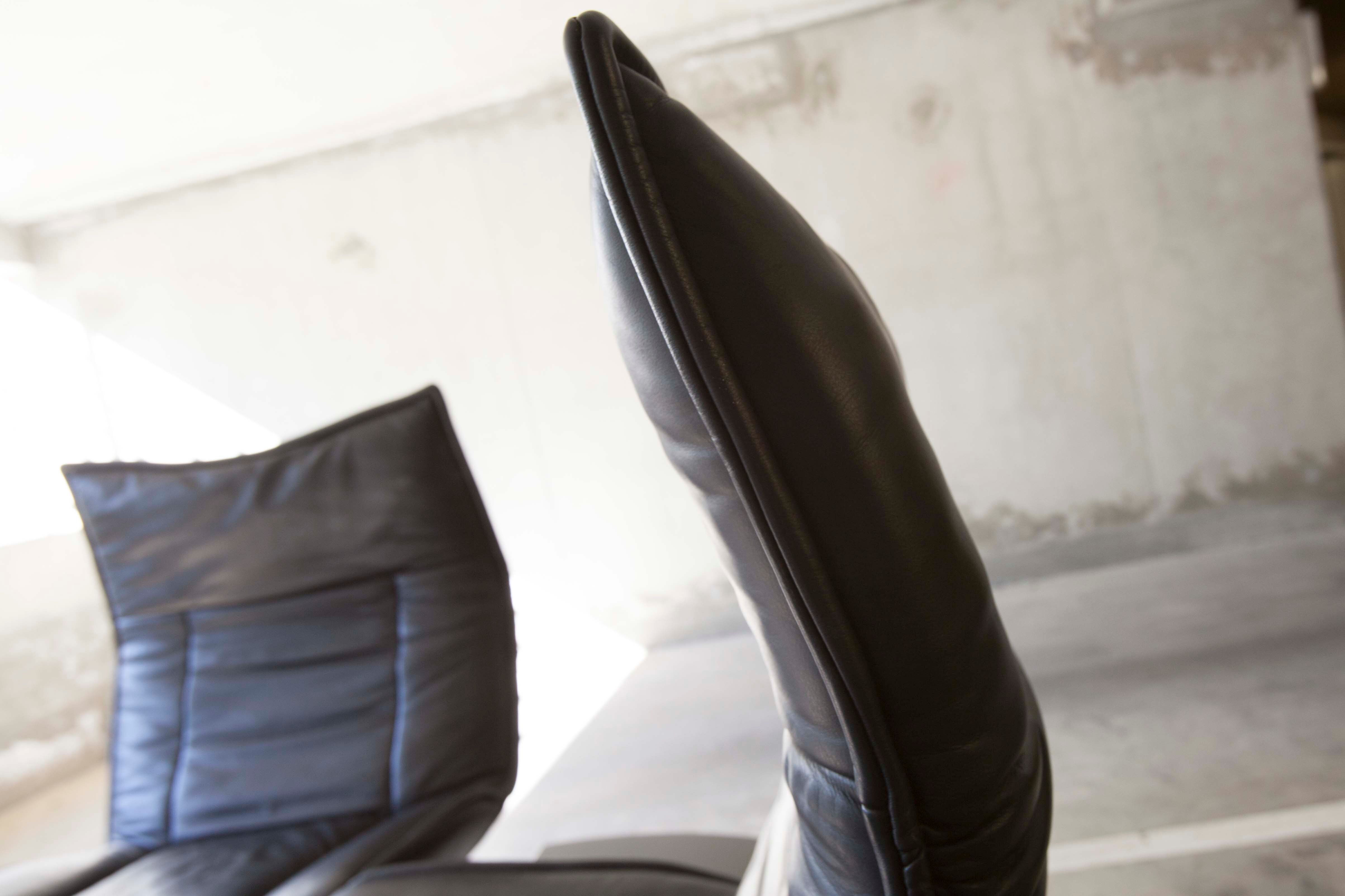 Leather sofa model "Veranda" Vico Magistretti for Cassina