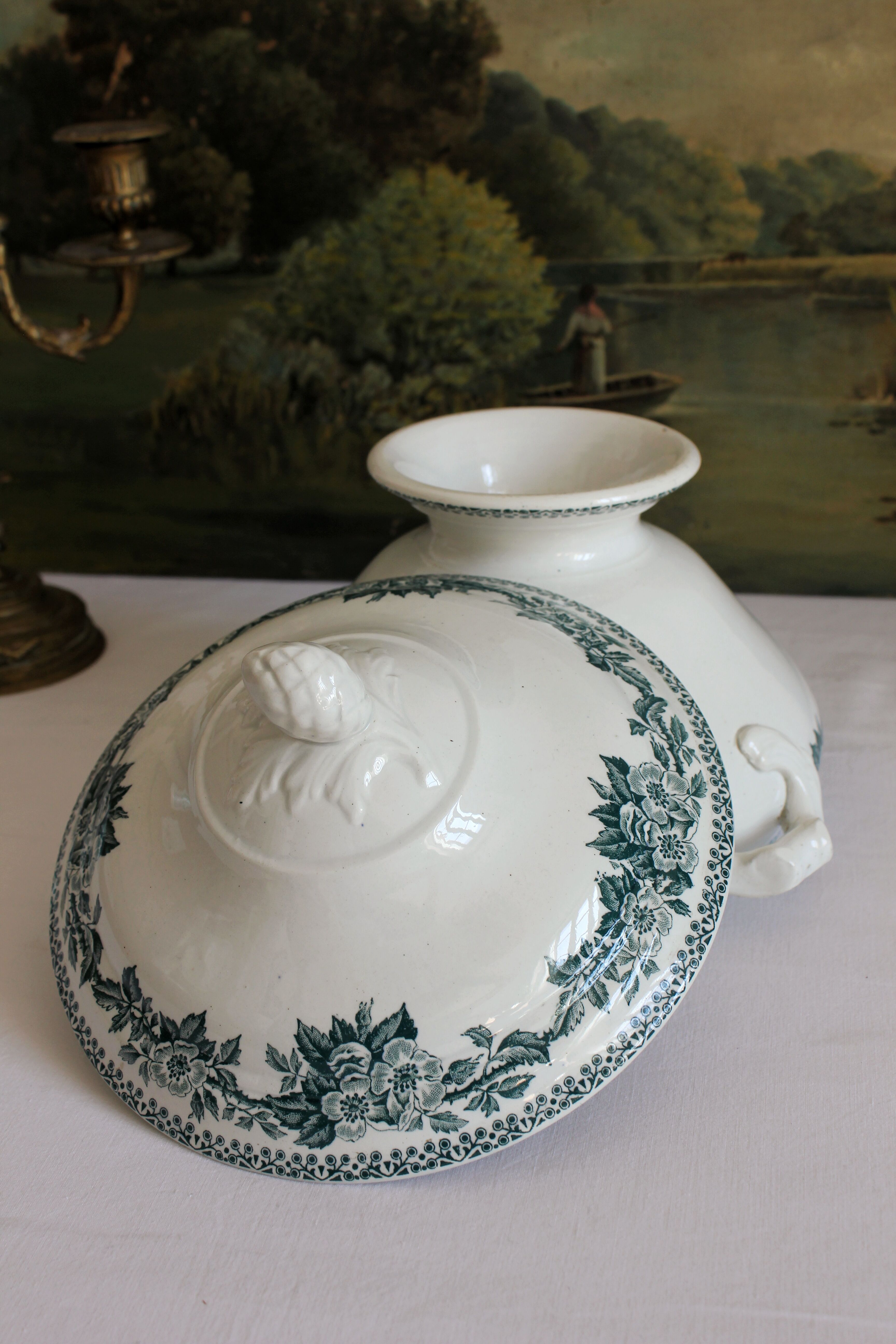 Iron earth tureen Guadeloupe Saint Amand