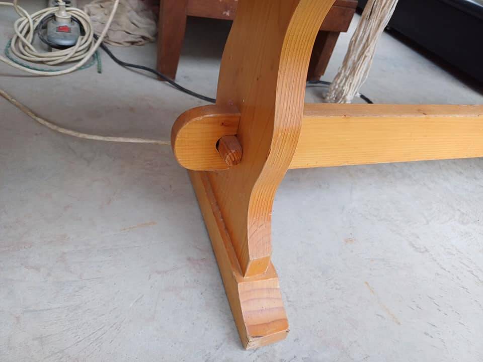 Solid wood indoor bench