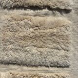 Moroccan Berber rug in white wool