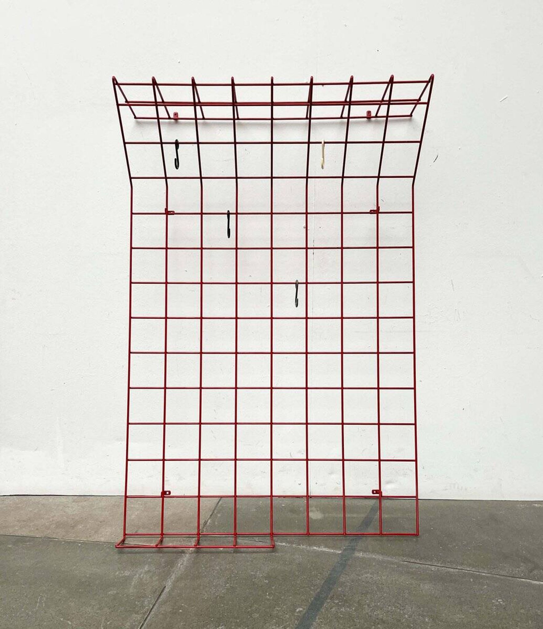 Red rope coat rack, modern German mid-century, 1960s.