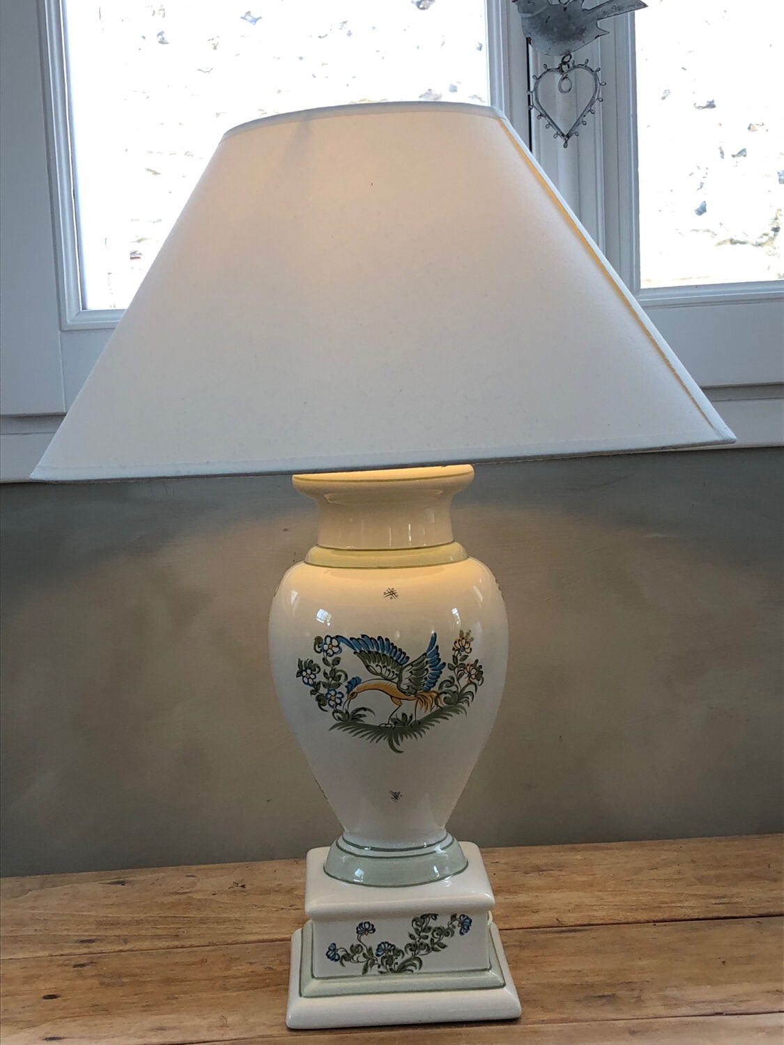 Antique lamp foot in Moustiers porcelain