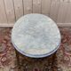 Table basse ovale de style Louis XVIen laiton et marbre