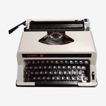 Machine à écrire Olympia "Spécial"