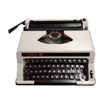 Machine à écrire Olympia "Spécial"