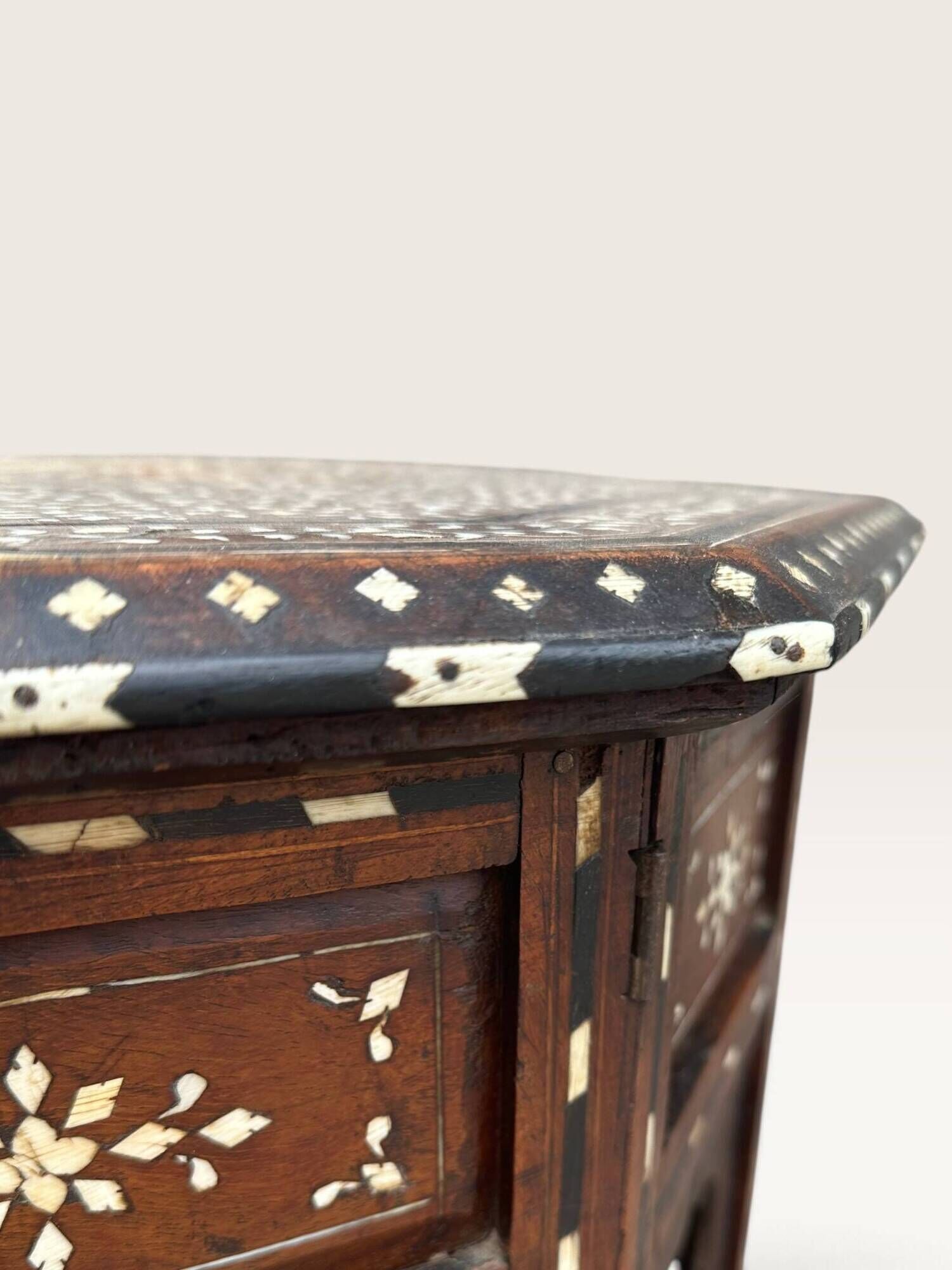 Hoshiarpur octagonal side table, rosewood, mother-of-pearl and bone, 1880