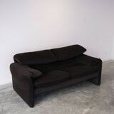 Maralunga sofa by Vico Magistretti