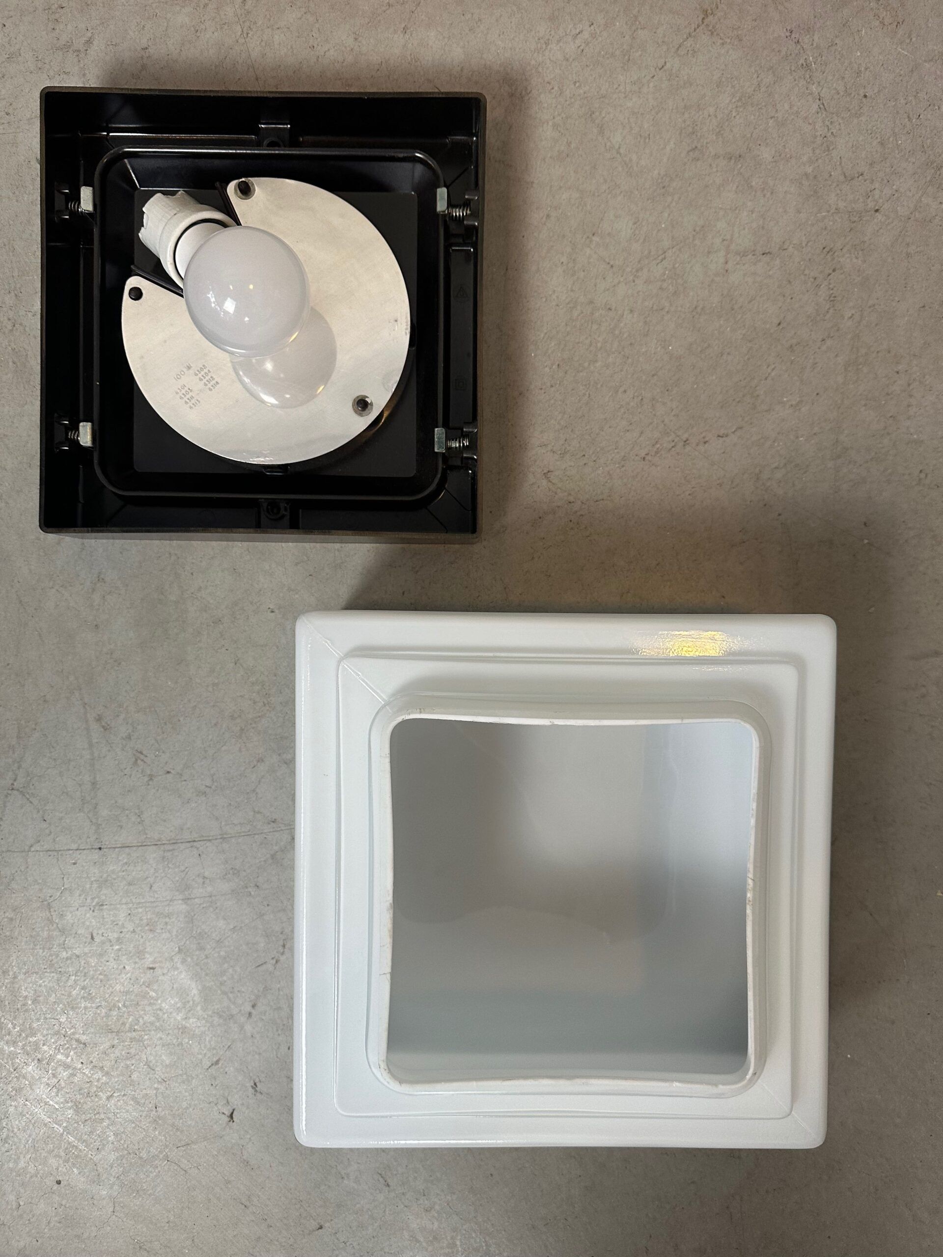 Vintage ceiling lamp – bakelite and opaline
