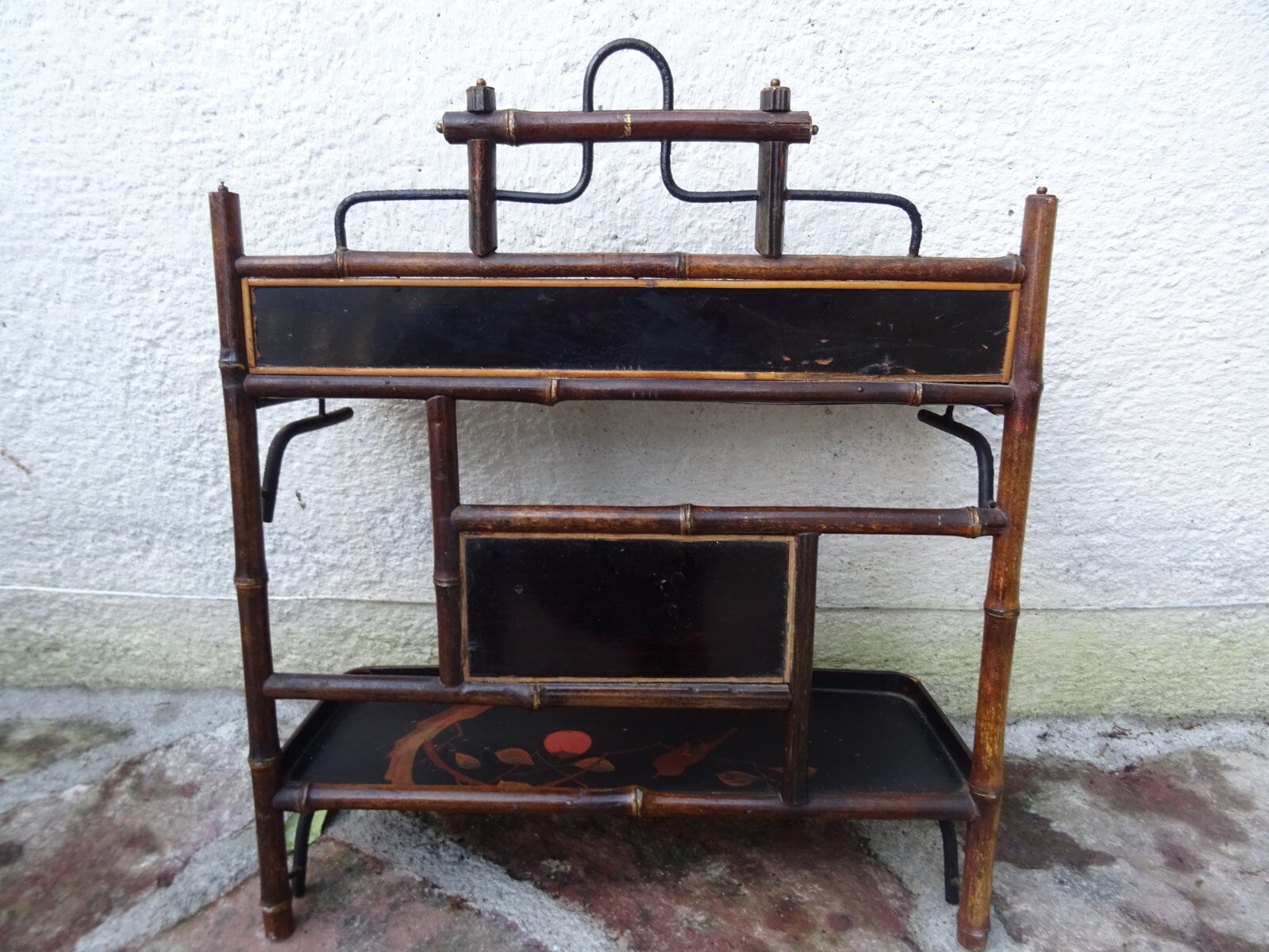 Napoleon 3 lacquered wooden wall shelf