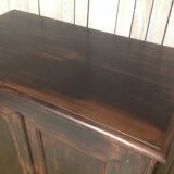 2-door buffet