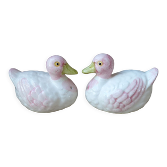 Vintage ceramic duck salt shaker and pepper shaker set