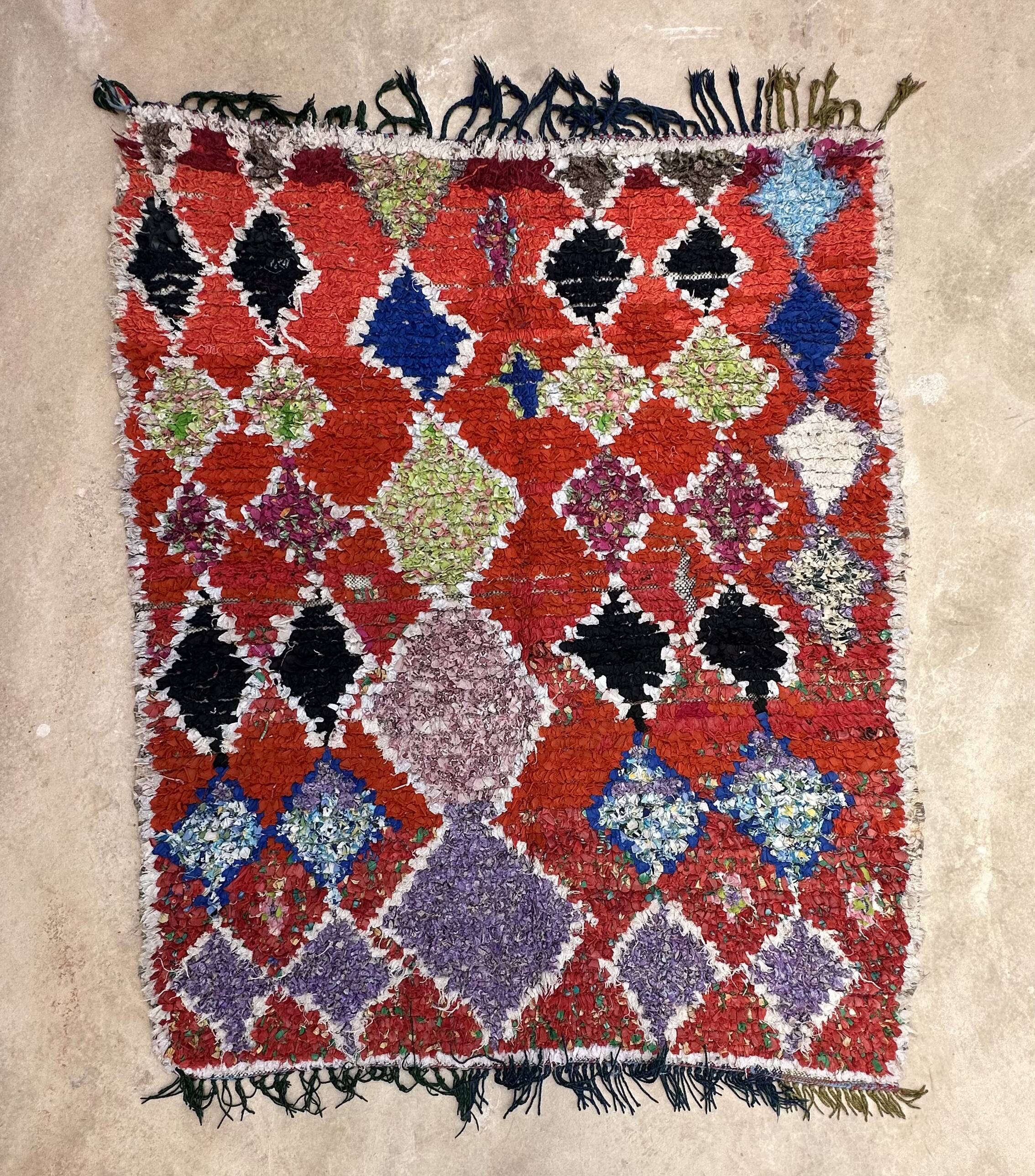 Colorful Boucherouite Berber rug - 140 x 167 cm