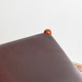 Chaise modèle 82 « Ambassade » en teck massif par Niels O. Møller, Danemark