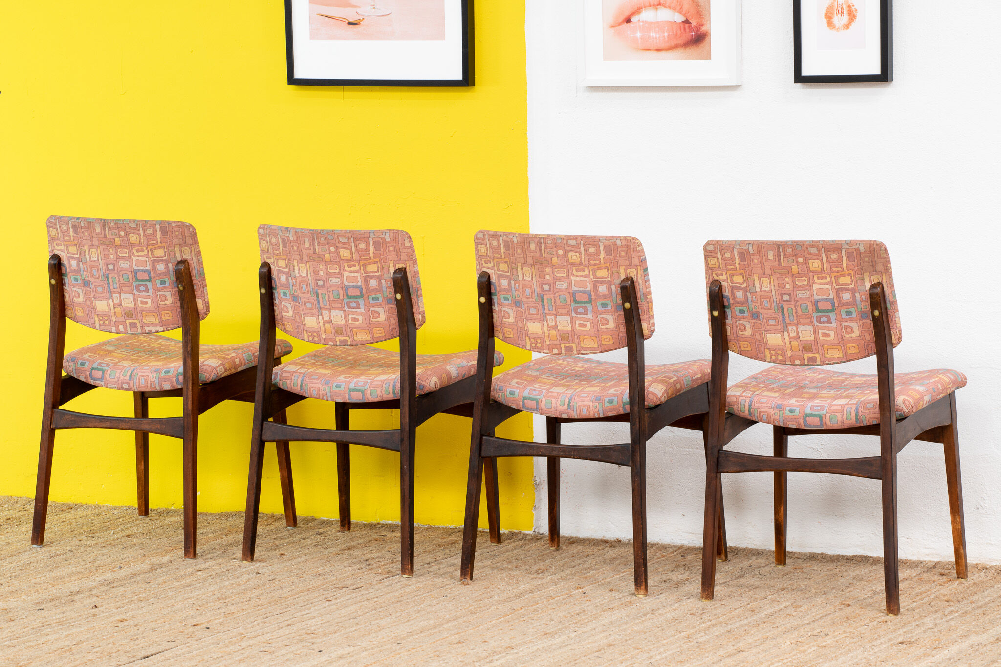 Chaises scandinaves  47 cm