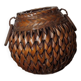 Vintage rattan pot
