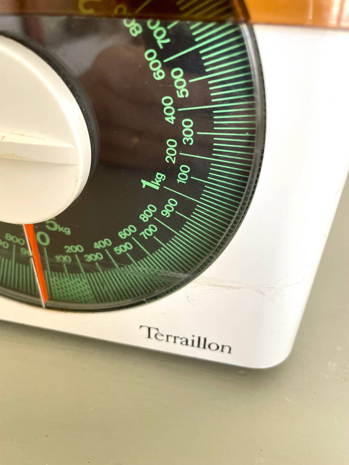 Vintage Terraillon scale 1976