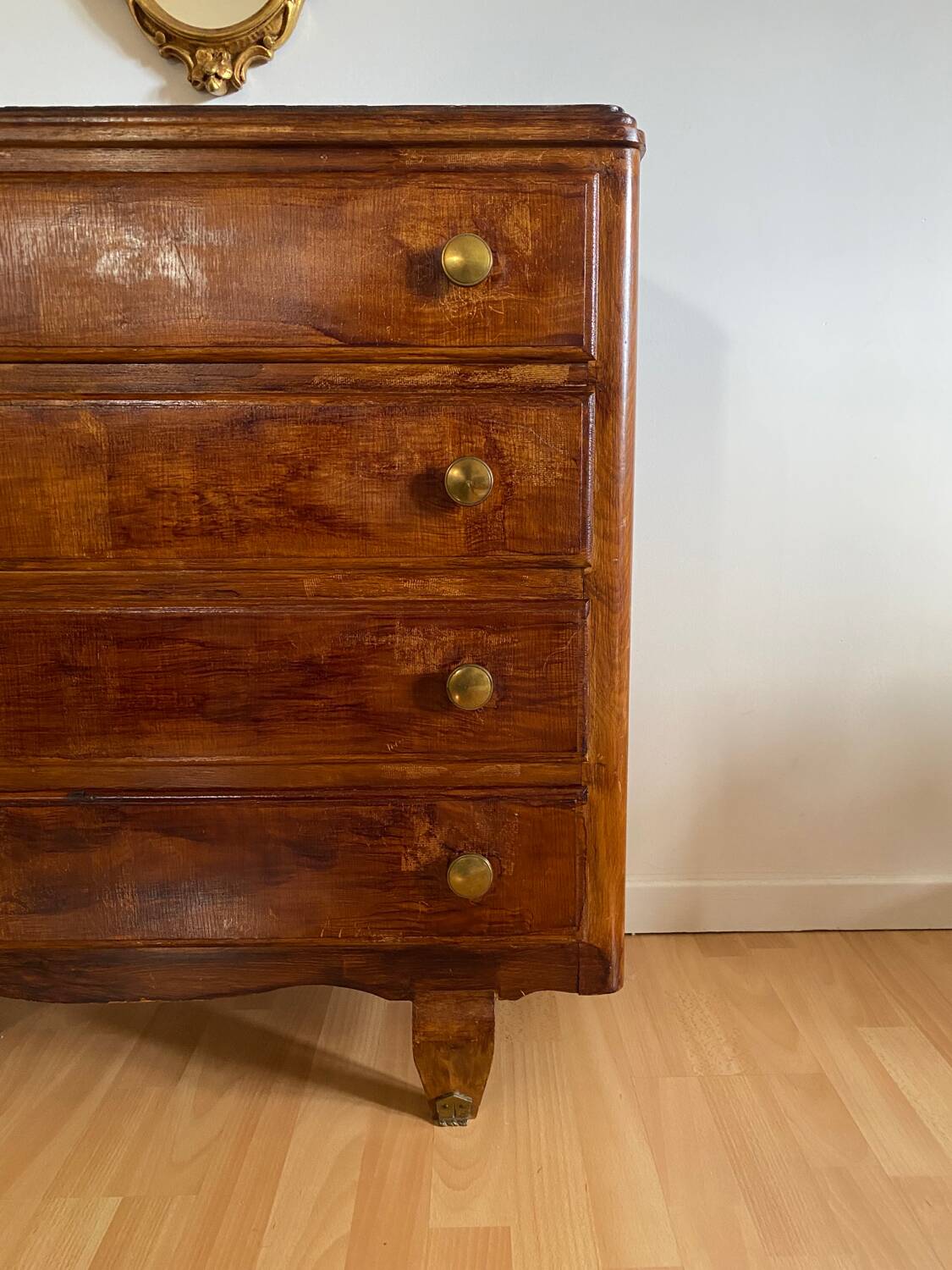 Old wooden chest of drawers