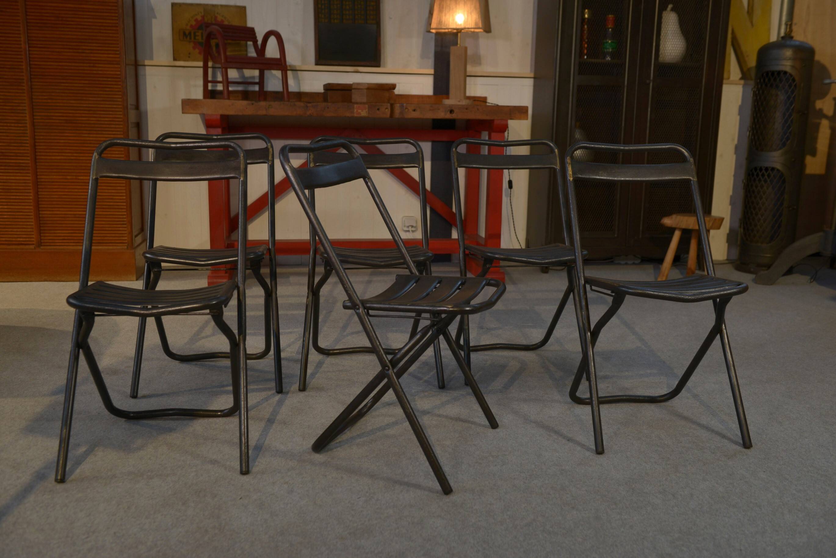 Set of 6 industrial folding chairs assembled by soldering 1950