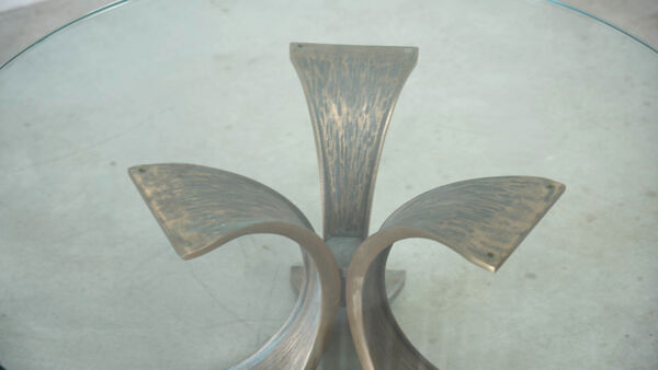Table basse en bronze de Luciano Frigerio