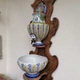 Wall fountain in Quimper earthenware