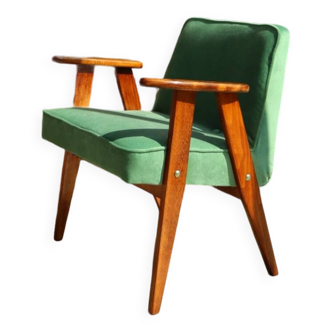 Modern fauteuil en bois scandinave design vert eucalyptus rétro style milieu de siècle modern design by Chierovski chaise de salon rénové