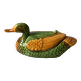 Slip duck