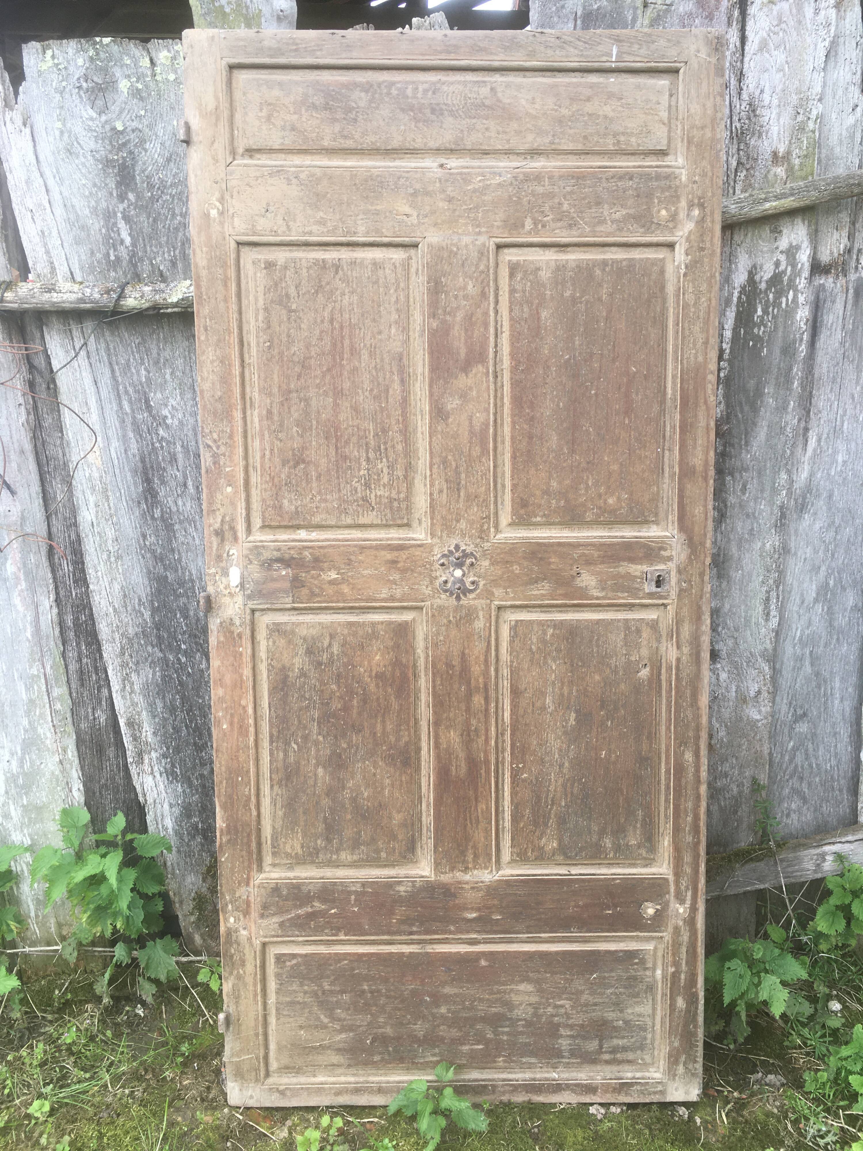 Old oak door from Burgundy
