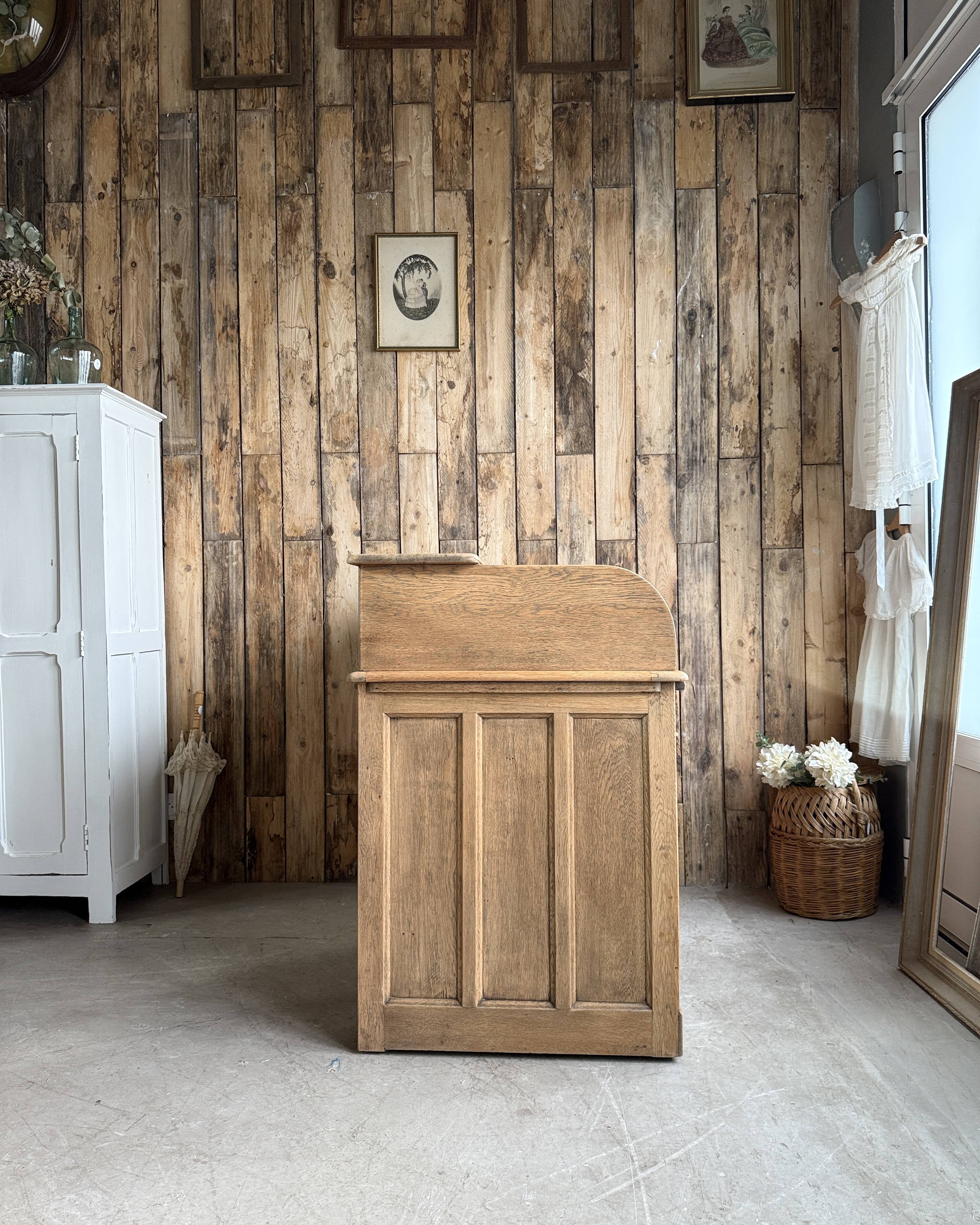 American oak cylinder desk (renovated)