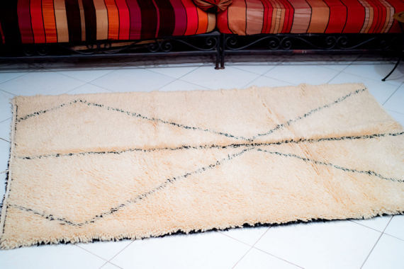 Berber carpet 138 x 209 cm