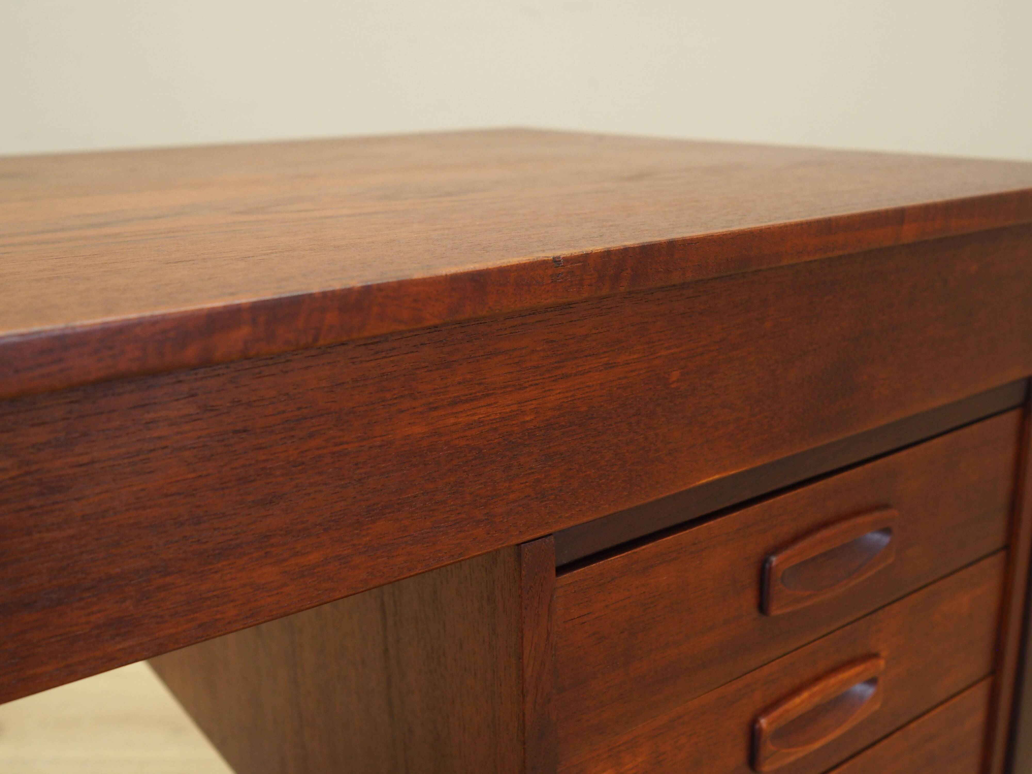 Teak desk, Danish design, 1970s, production: Denmark