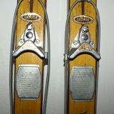 Paire de skis des années 60 en bois  - complets