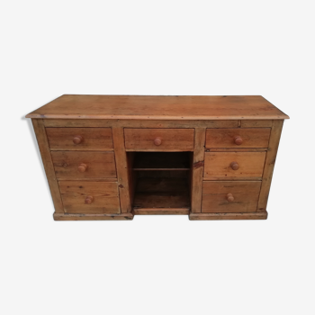 Furniture with solid pine drawers