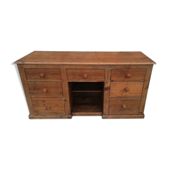 Furniture with solid pine drawers