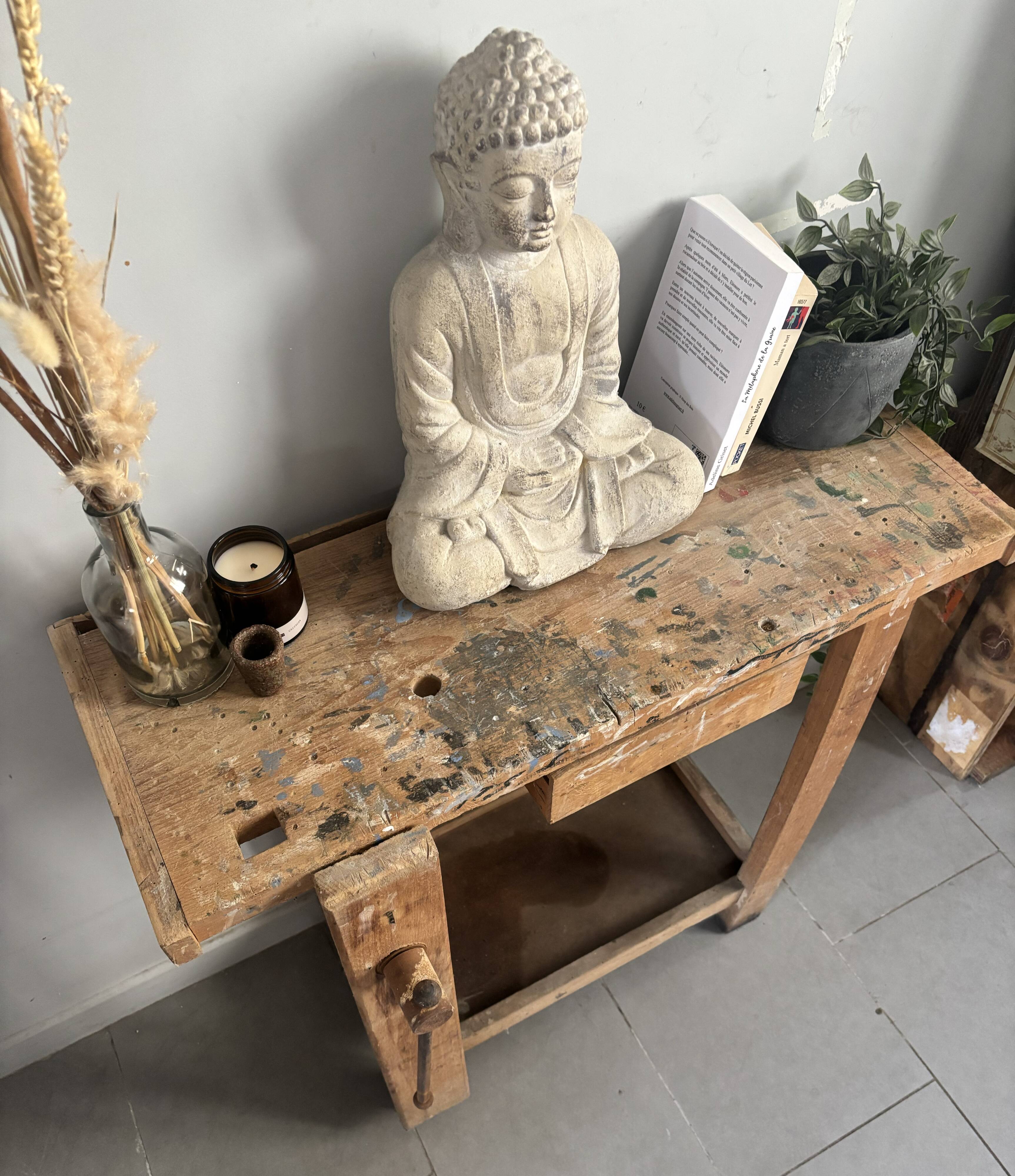 Genuine vintage wooden workbench from the 1960s stamped Grenade.